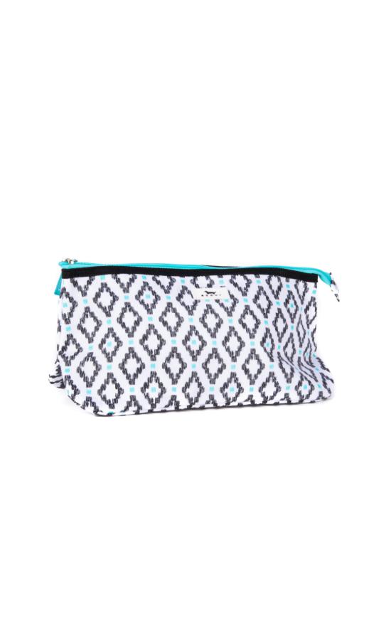 *Scout: Tight Lipped-Scout-Sandy&