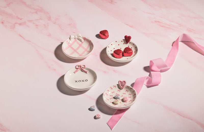 Valentines Day Tidbit Dishes