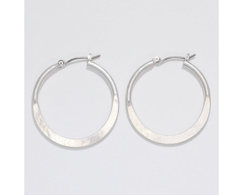 Nadine Hoops