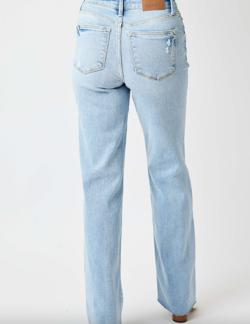 Veronica Straight Fit Jeans - Curvy