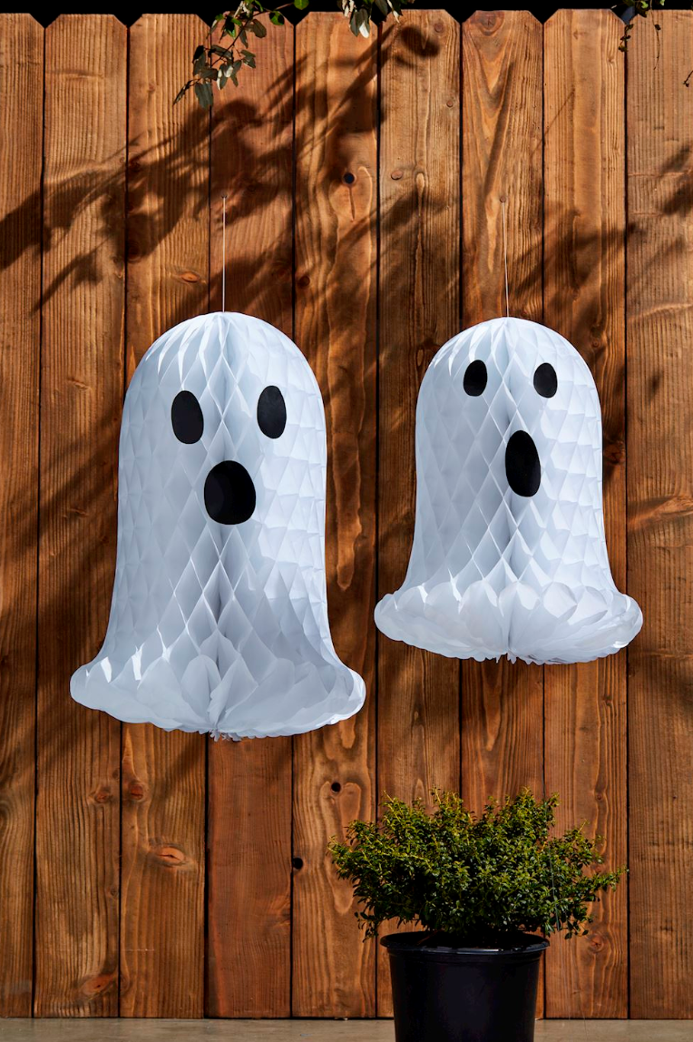 Paper Ghost Sitters