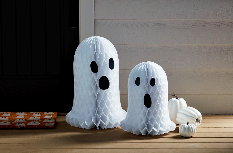 Paper Ghost Sitters