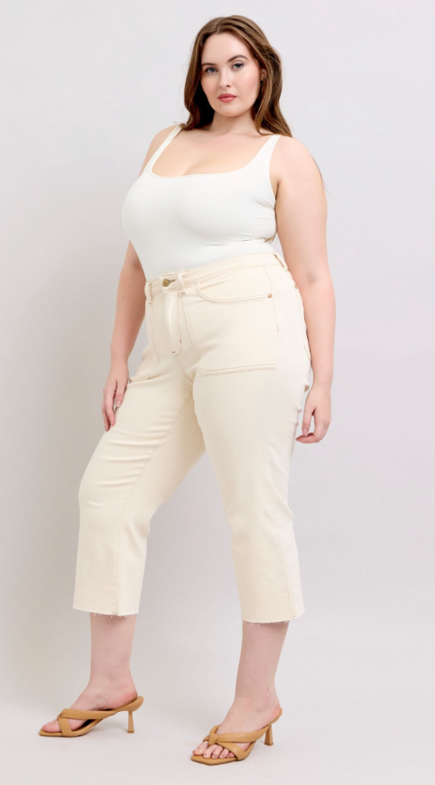 Cassandra Ecru Crop - Curvy