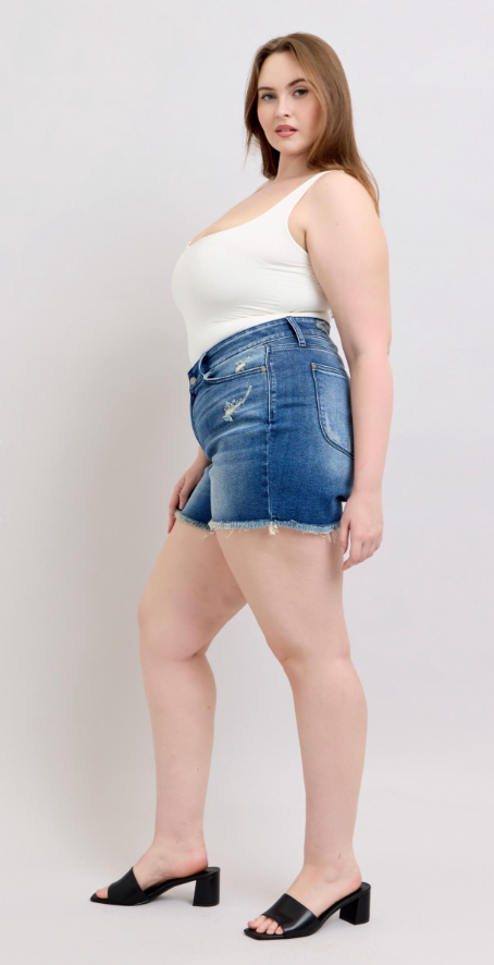 Sapphira V-Front Shorts - Curvy -