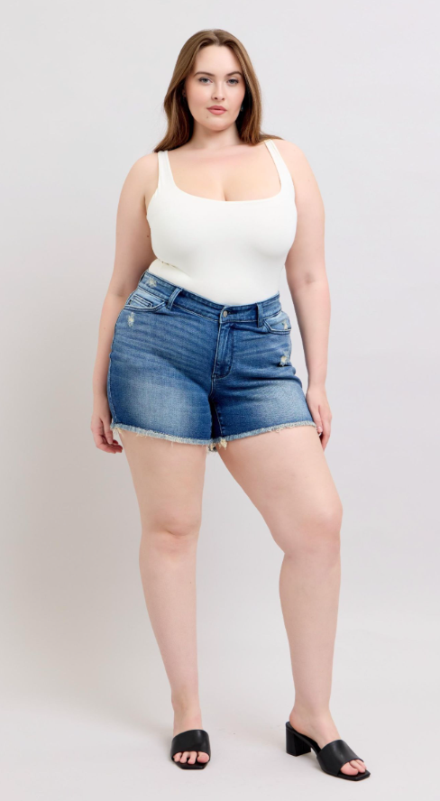 Sapphira V-Front Shorts - Curvy -