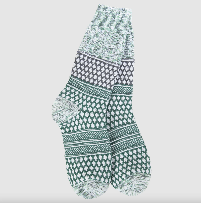 Holiday Gallery Textured Crew Socks