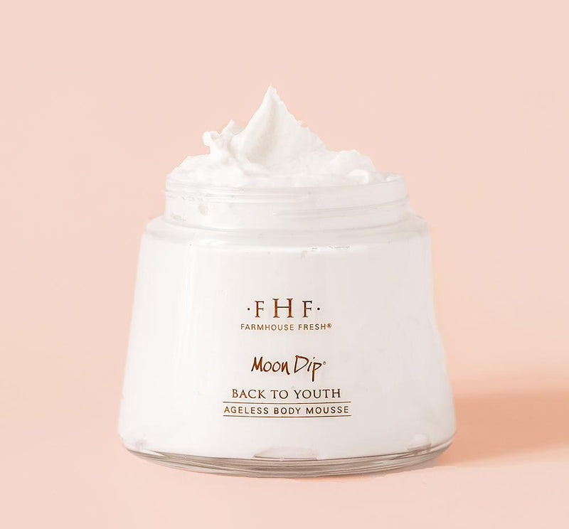 Moon Dip Back to Youth Body Mousse